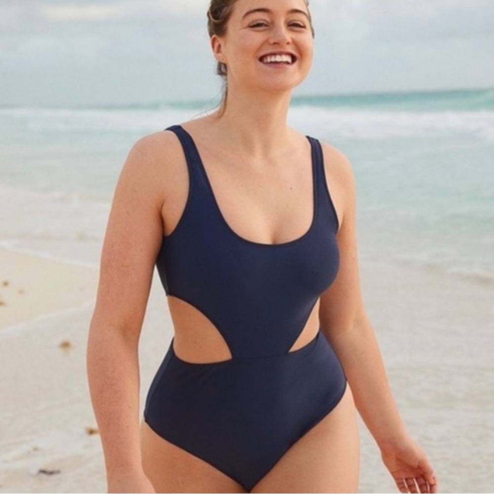 ⭐️FINAL PRICE⭐️Aerie halter one piece